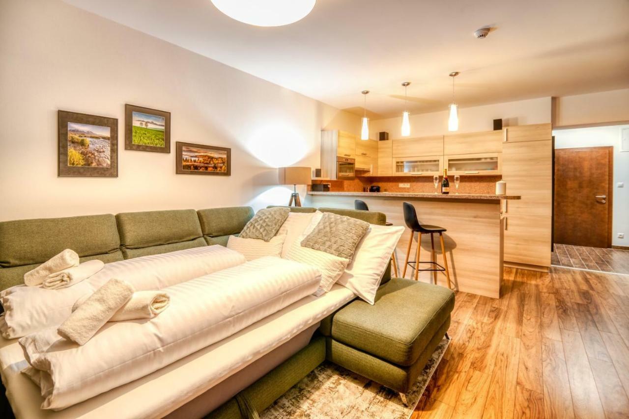 Apartman Lio - Free Garage Parking Tatranska Lomnica Ngoại thất bức ảnh